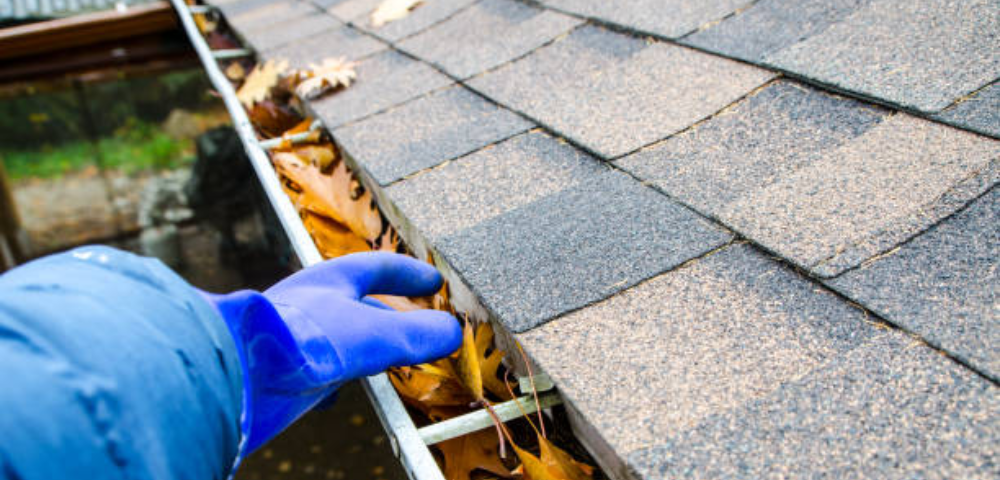 Say goodbye to clogged gutters with Gutter Services in Fort Myers – offering cleaning, repair, covering, and installation services